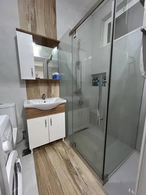 Cozy Corner Apartment Gjakova Luaran gambar