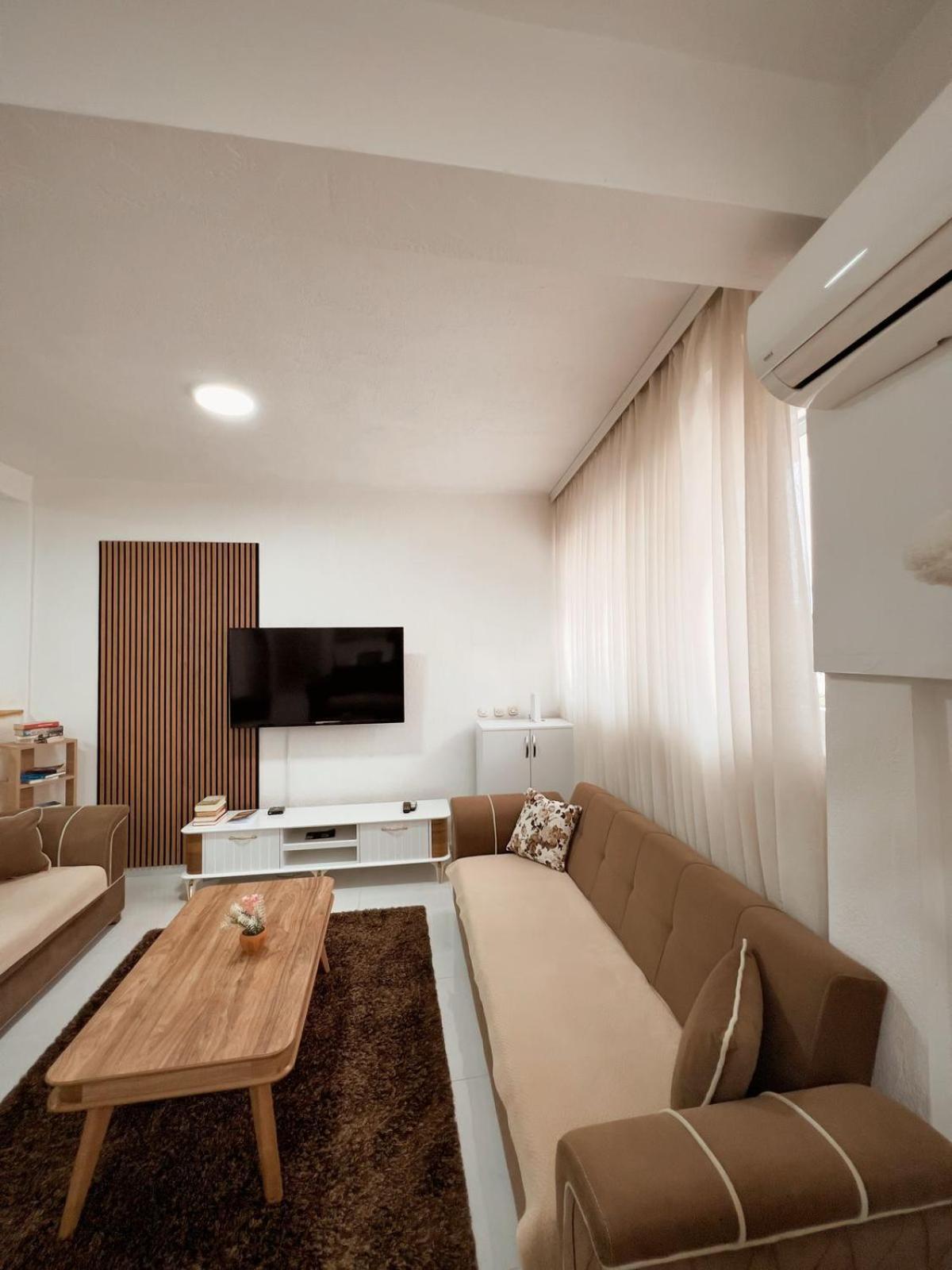 Cozy Corner Apartment Gjakova Luaran gambar